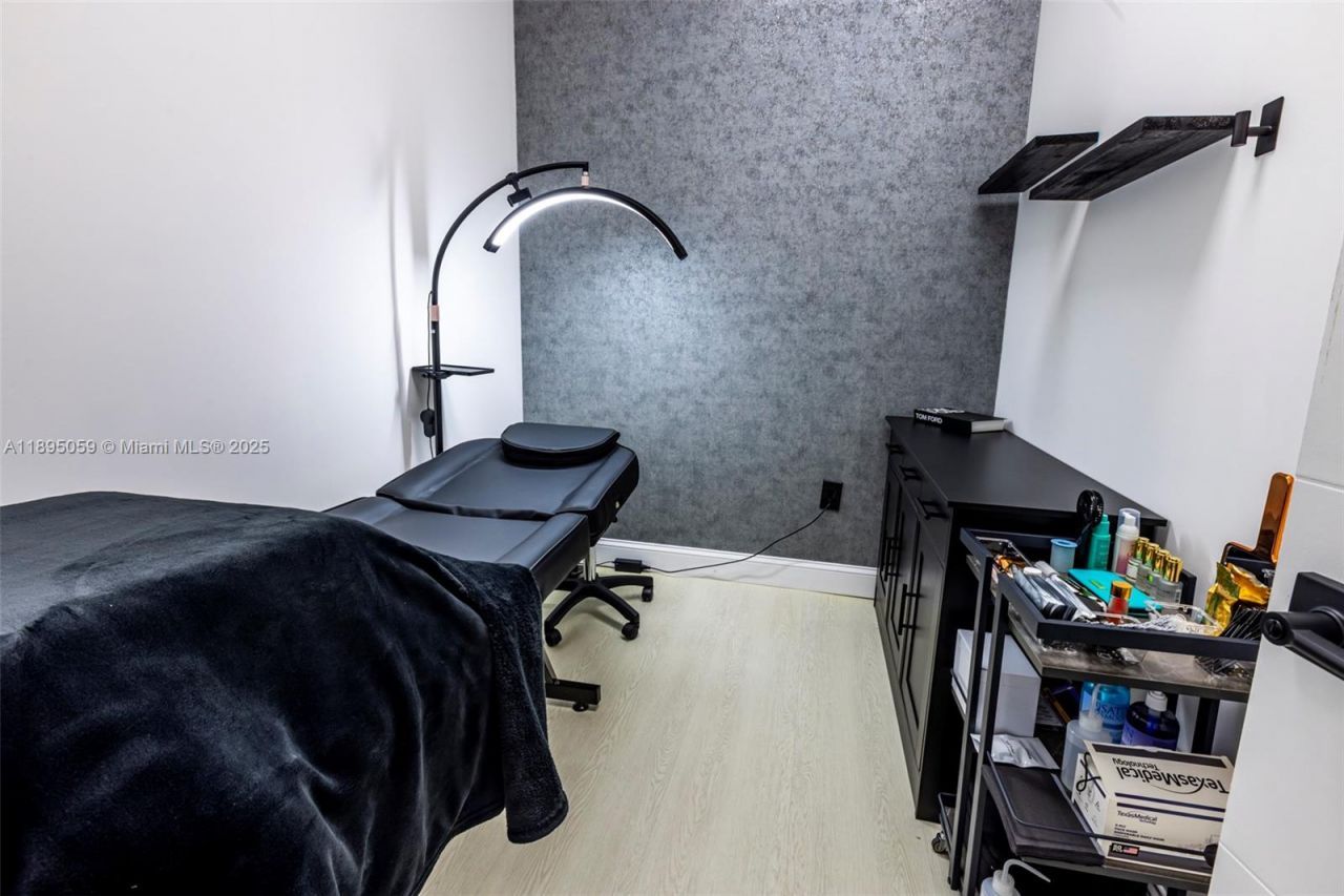 919 SW 122nd Ave, Miami, FL 33184 Photo