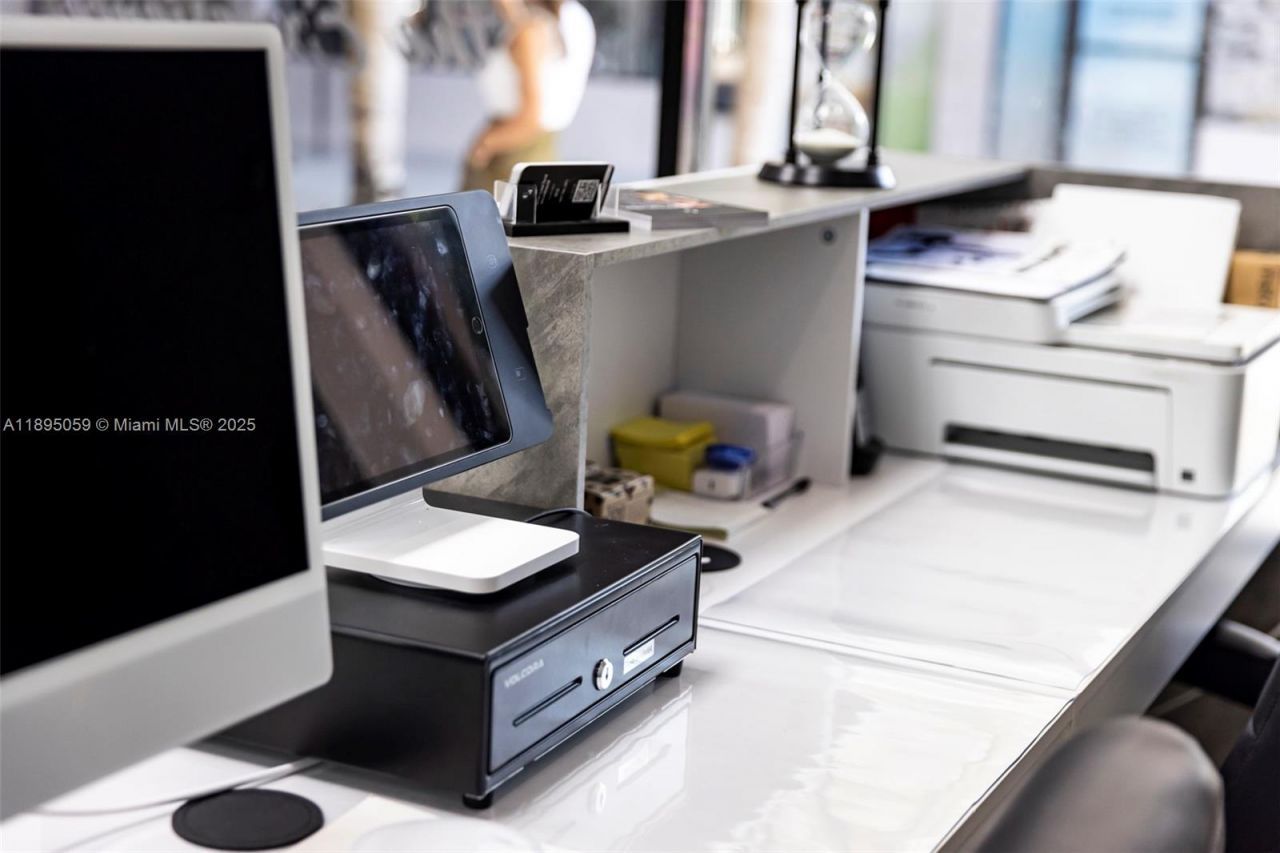 919 SW 122nd Ave, Miami, FL 33184 Photo