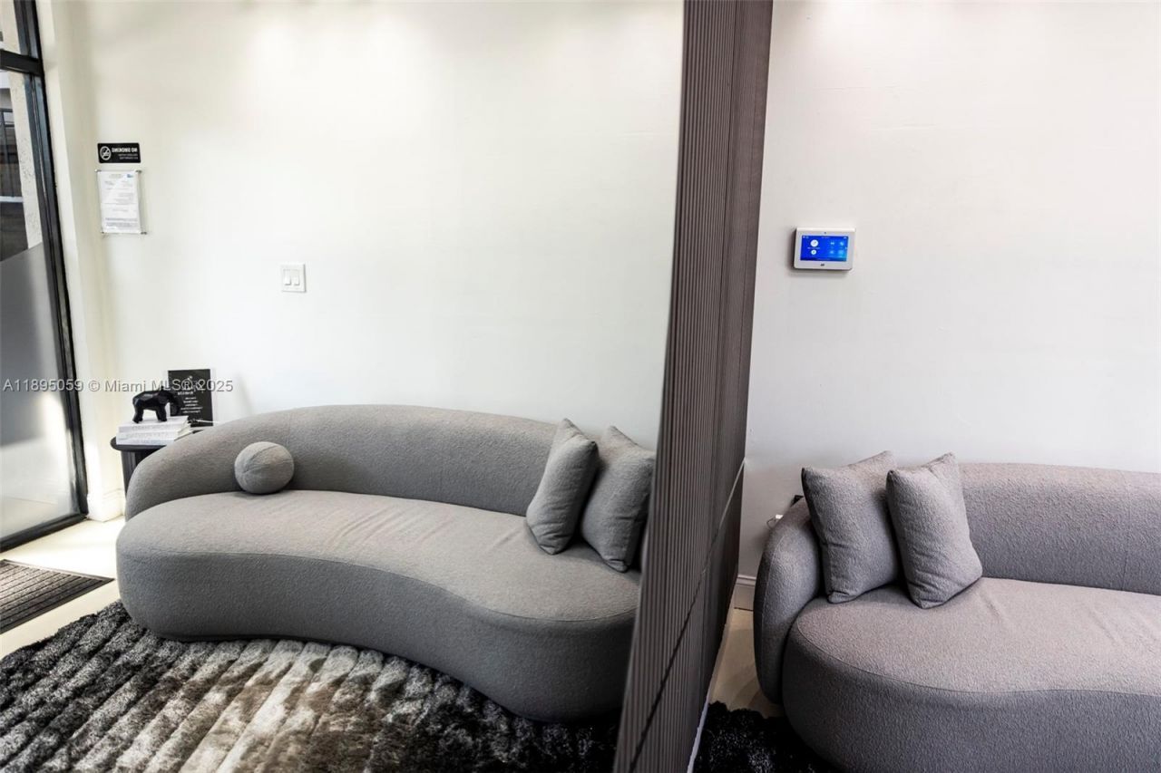 919 SW 122nd Ave, Miami, FL 33184 Photo