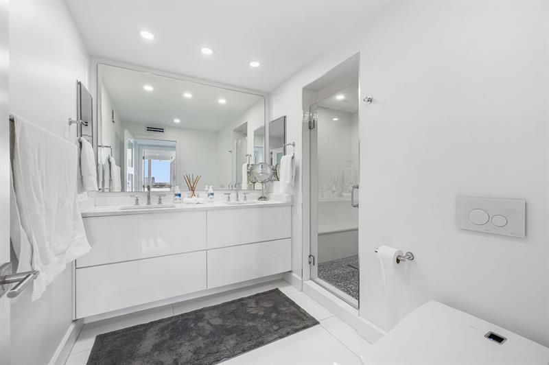 545 S Fort Lauderdale Beach Boulevard, Unit 1703 1704, Fort Lauderdale, FL 33316 Photo
