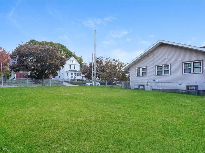 2104 11th Street, Akron, OH 44314 Photo 18