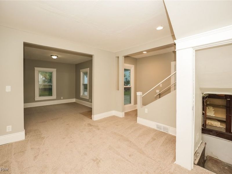 2104 11th Street, Akron, OH 44314 Photo 3