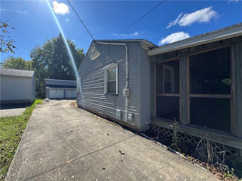 1331 Bradford Street NW, Warren, OH 44485 Photo 12