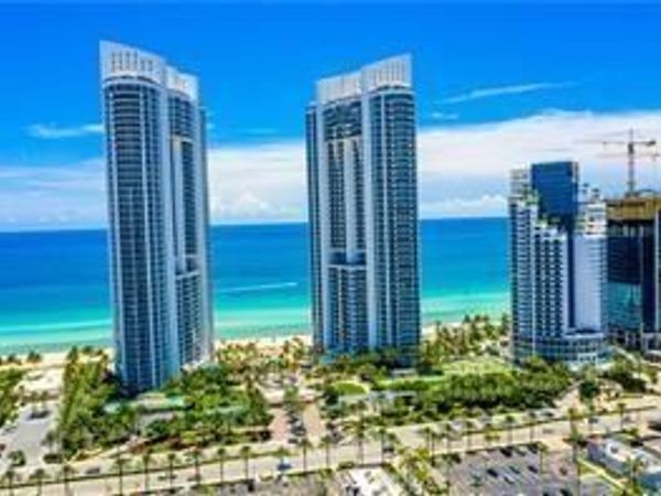 18101 Collins Avenue, Unit 1604, Sunny Isles Beach, FL 33160