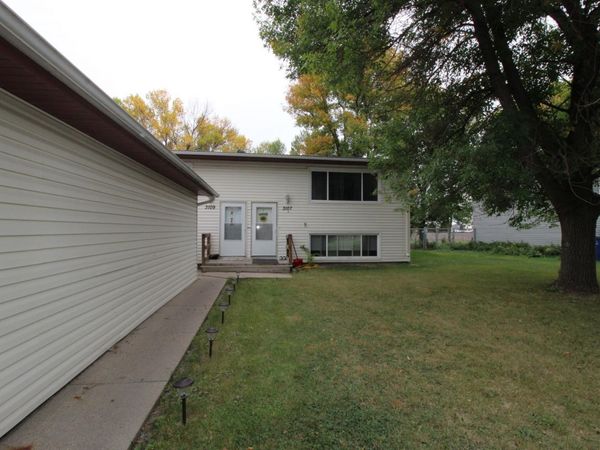 3107 Covent Garden Street S, Moorhead, MN 56560