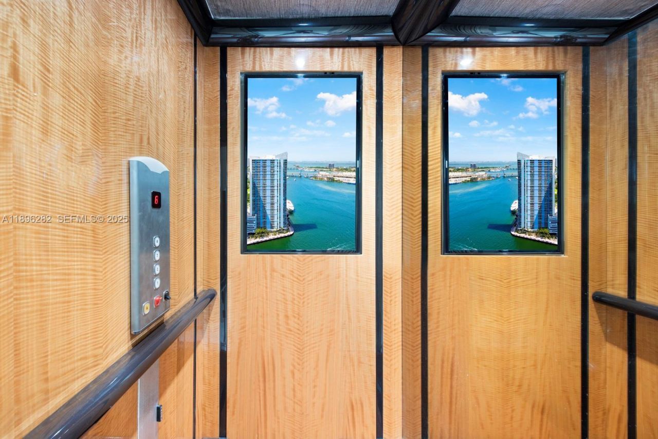 900 Brickell Key Blvd, Unit PH3403, Miami, FL 33131 Photo