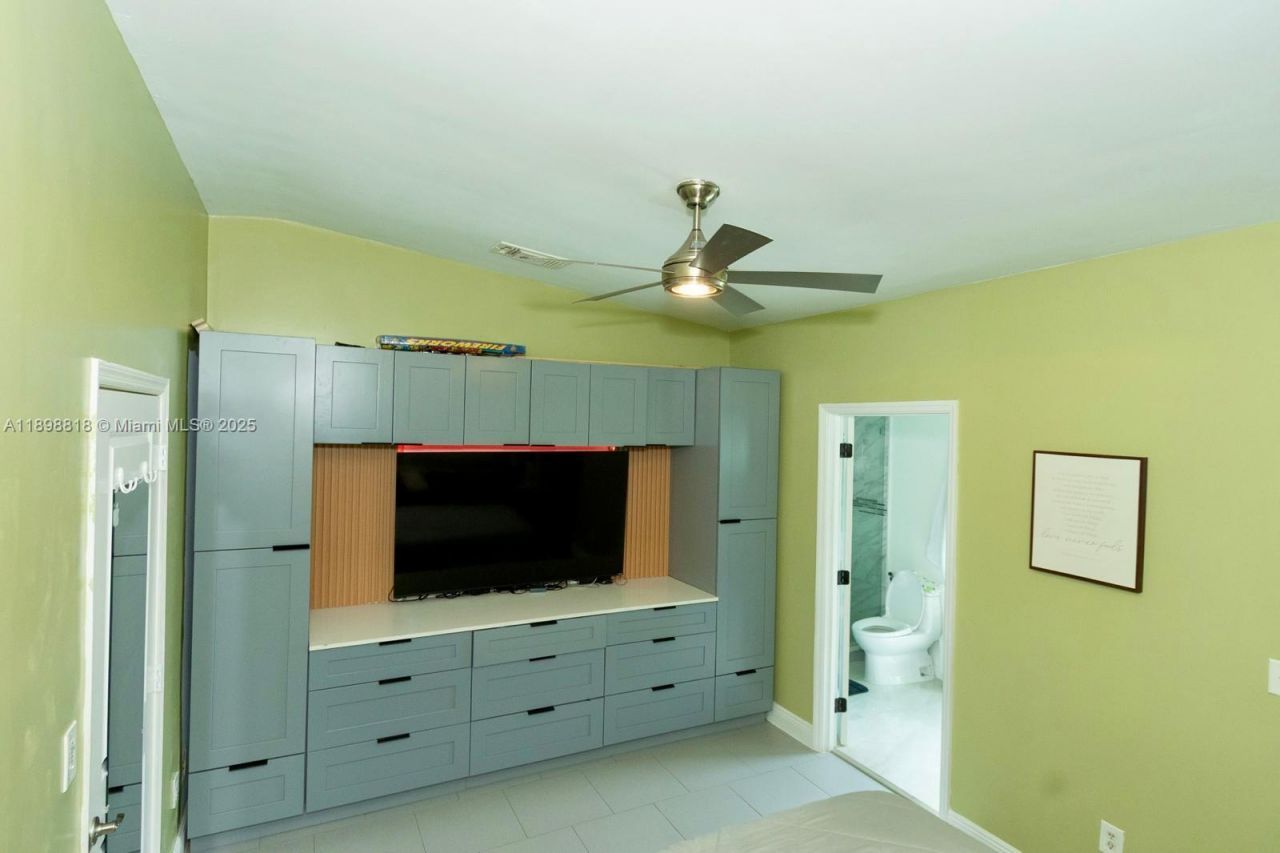 8550 SW 207th Ter, Cutler Bay, FL 33189 Photo