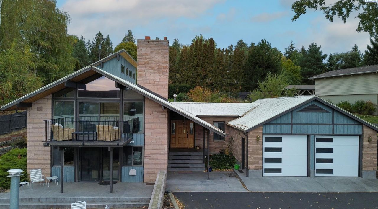 2250 S Grand Ave, Pullman, WA 99163 Main Photo