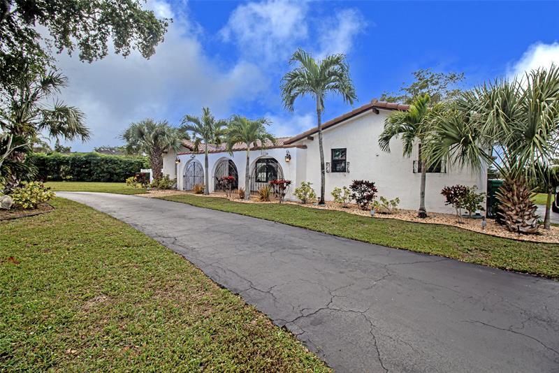 11035 NW 26th Drive, Coral Springs, FL 33065 Photo