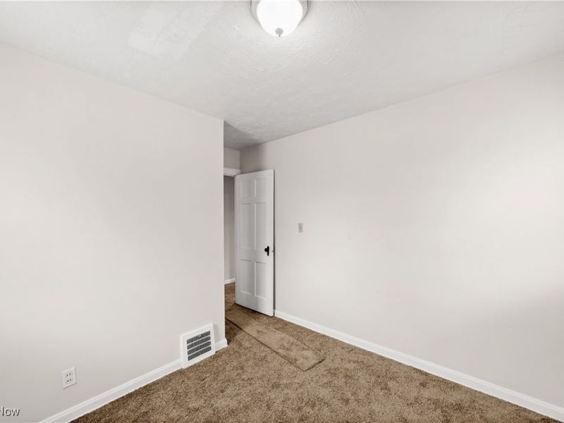 11813 Willard Avenue, Garfield Heights, OH 44125 Photo 19