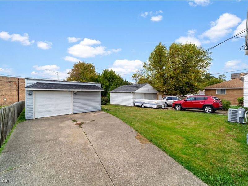 11813 Willard Avenue, Garfield Heights, OH 44125 Photo 34