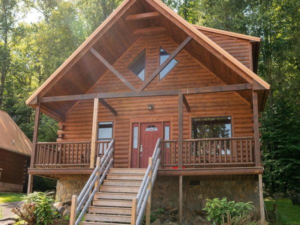 216 Forrest Loop Way, Gatlinburg, TN 37738