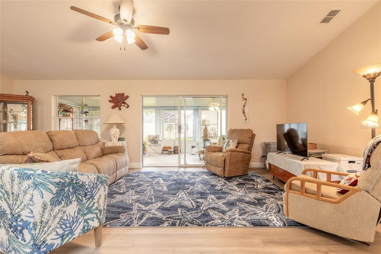 134 Deskin Drive, South Daytona, FL 32119 Photo