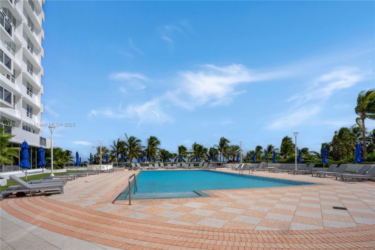 100 Lincoln Rd, Unit 607, Miami Beach, FL 33139 Photo