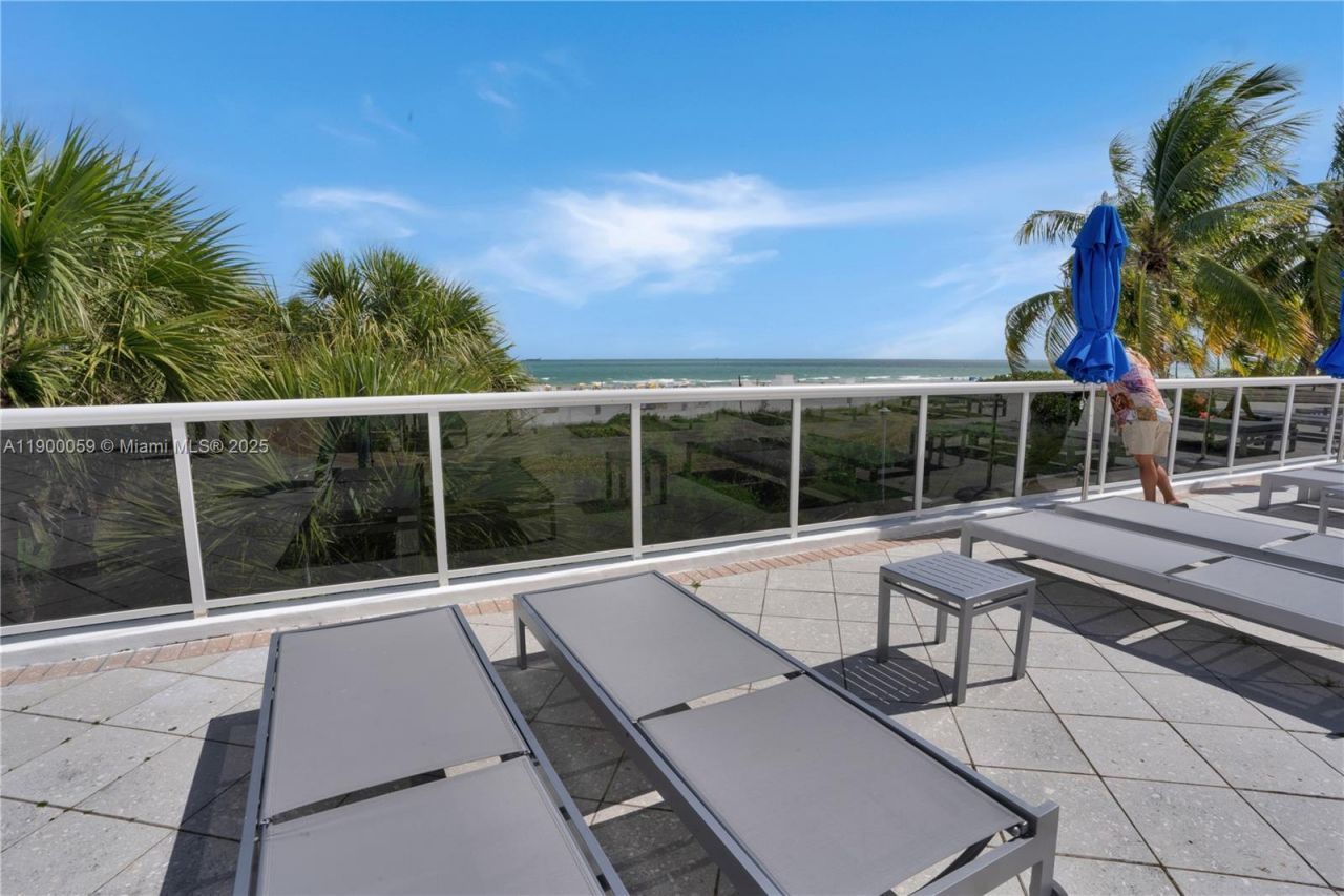 100 Lincoln Rd, Unit 607, Miami Beach, FL 33139 Photo