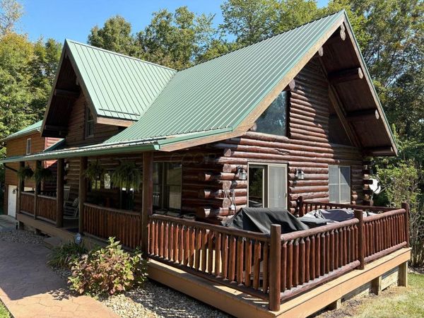 7077 County Road 68, Millersburg, OH 44654