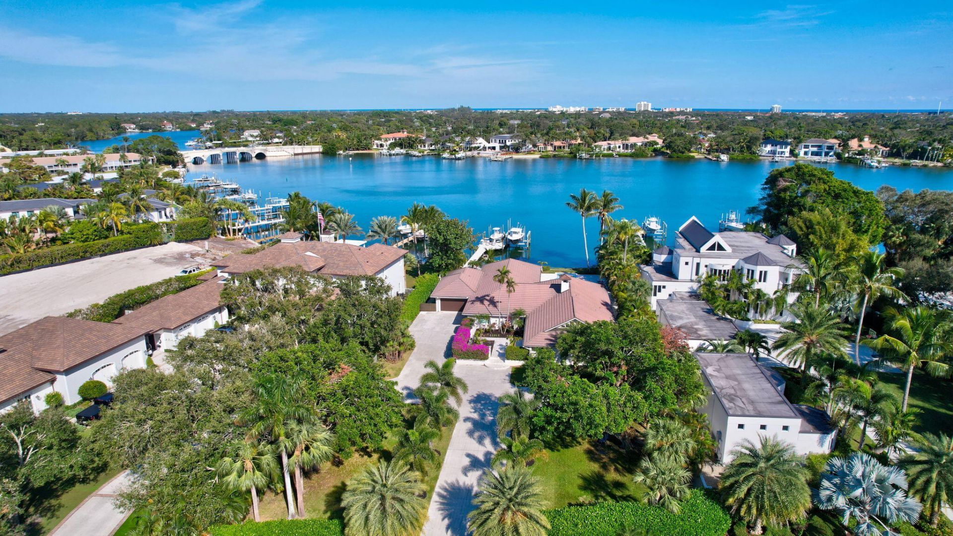 18896 Point Drive, Tequesta, FL 33469 Photo