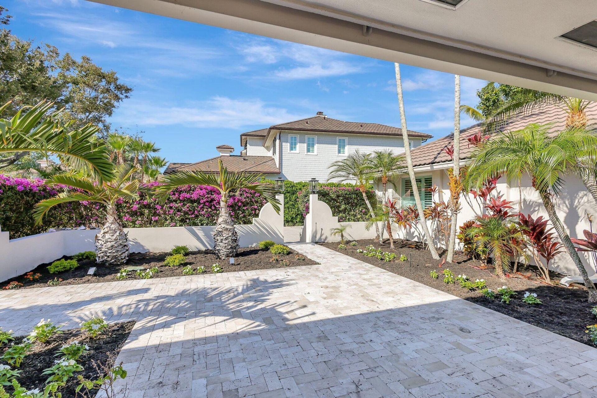 18896 Point Drive, Tequesta, FL 33469 Photo