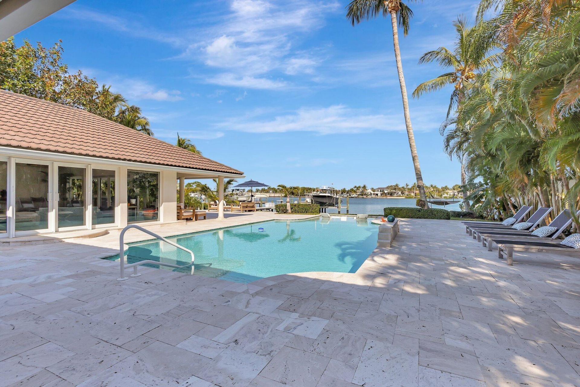 18896 Point Drive, Tequesta, FL 33469 Photo