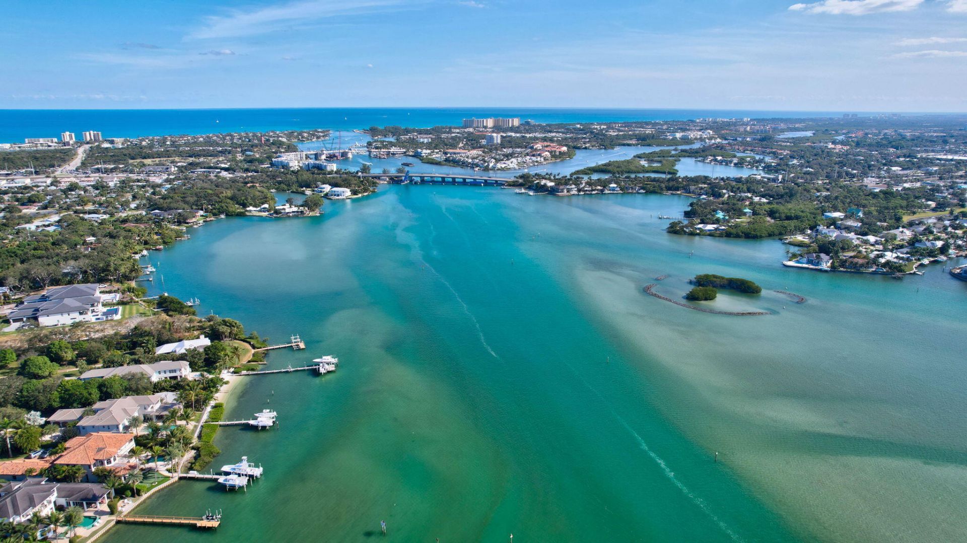 18896 Point Drive, Tequesta, FL 33469 Photo