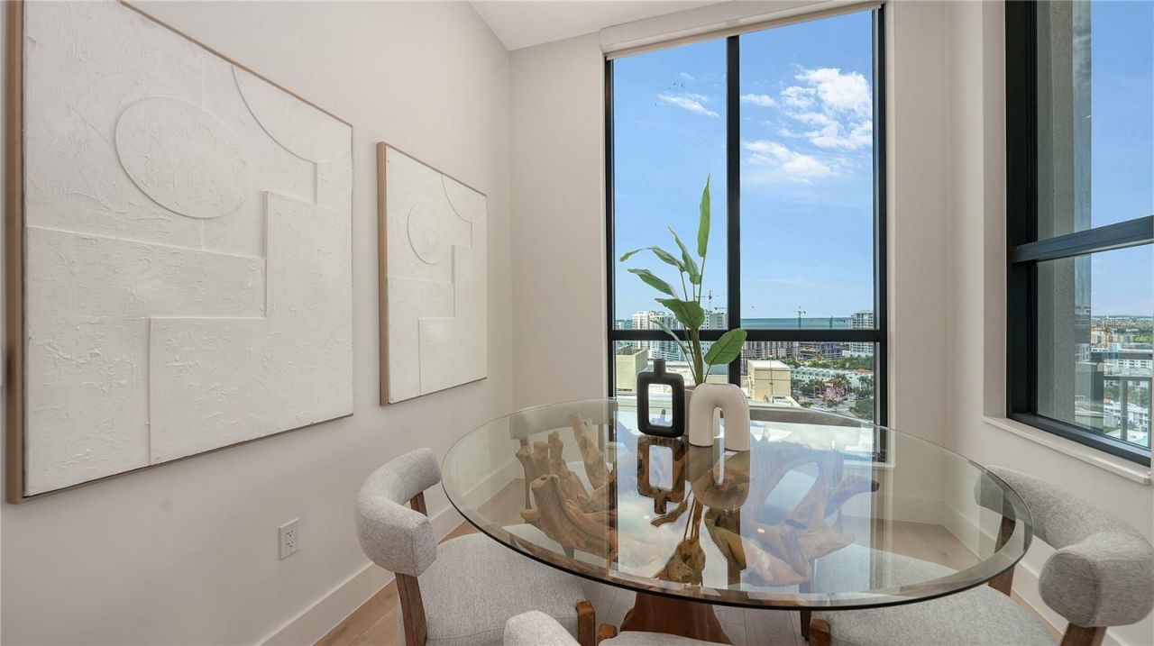 33 S Palm Avenue, Unit 1702, Sarasota, FL 34236 Photo