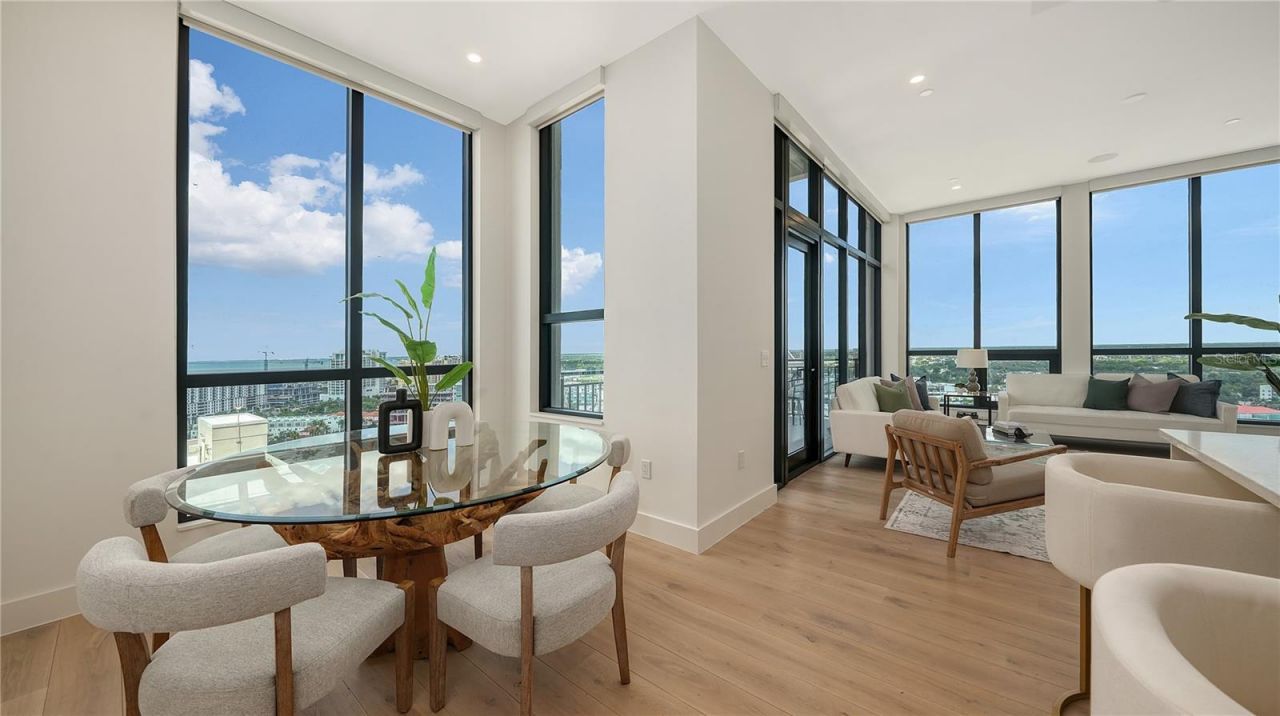 33 S Palm Avenue, Unit 1702, Sarasota, FL 34236 Photo