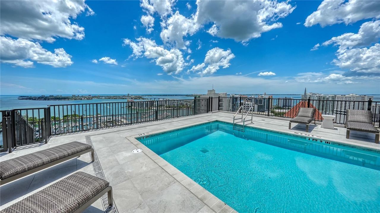 33 S Palm Avenue, Unit 1702, Sarasota, FL 34236 Photo