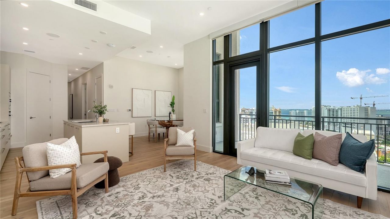 33 S Palm Avenue, Unit 1702, Sarasota, FL 34236 Photo