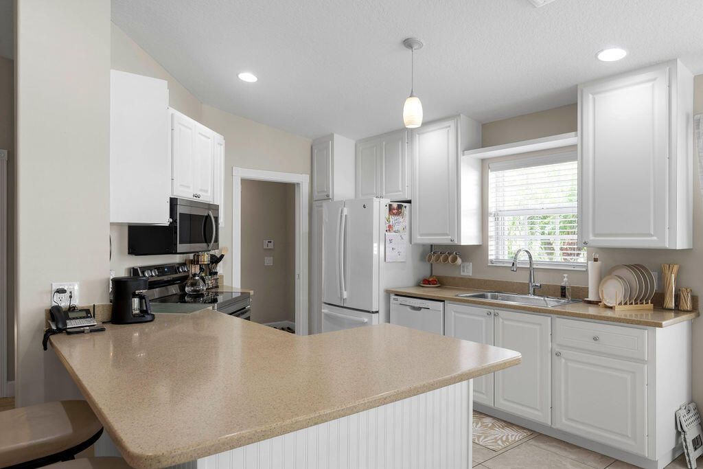 10725 SW Hartwick Drive, Port Saint Lucie, FL 34987 Photo