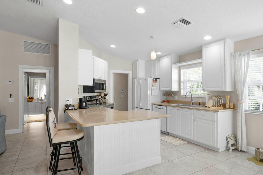 10725 SW Hartwick Drive, Port Saint Lucie, FL 34987 Photo