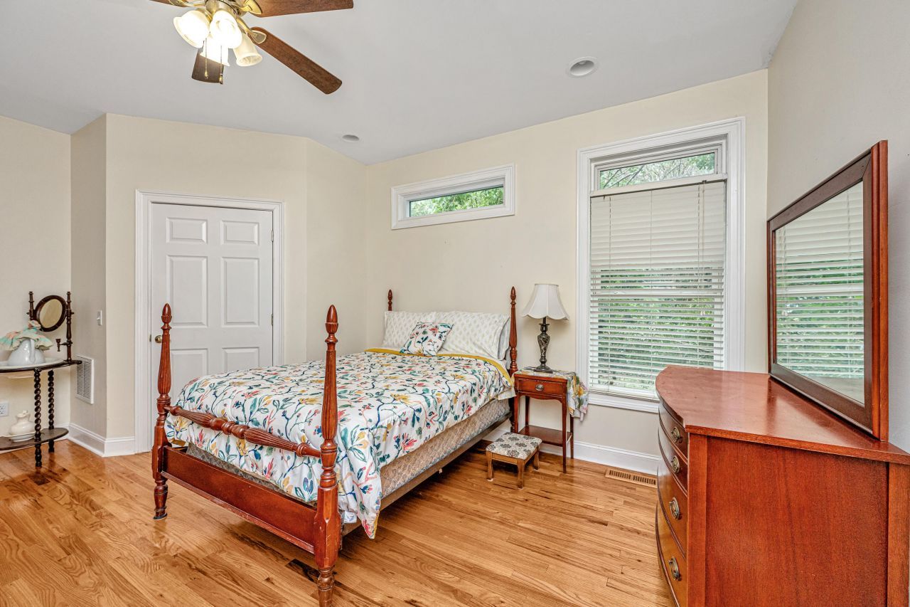 99 Fieldfare Way Photo 26