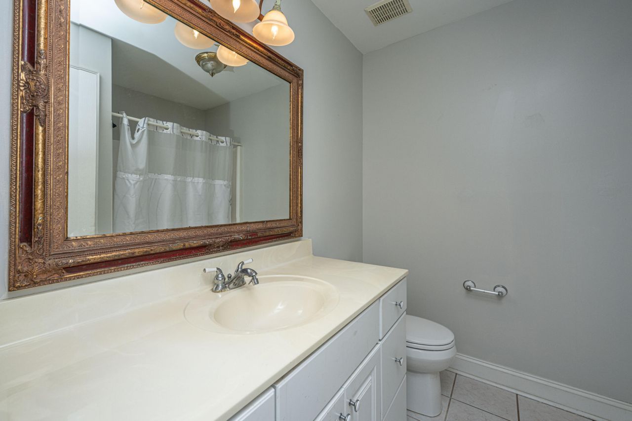 99 Fieldfare Way Photo 35