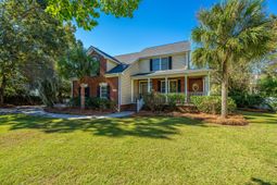 99 Fieldfare Way photo 4