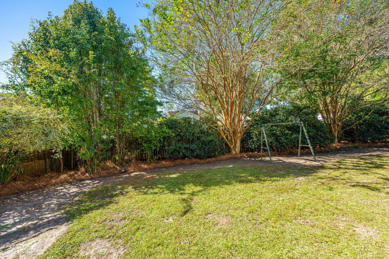 99 Fieldfare Way Photo 48