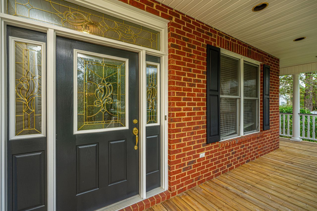 99 Fieldfare Way Photo 6