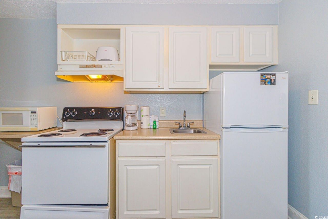 1207 S Ocean Blvd. S Photo 12