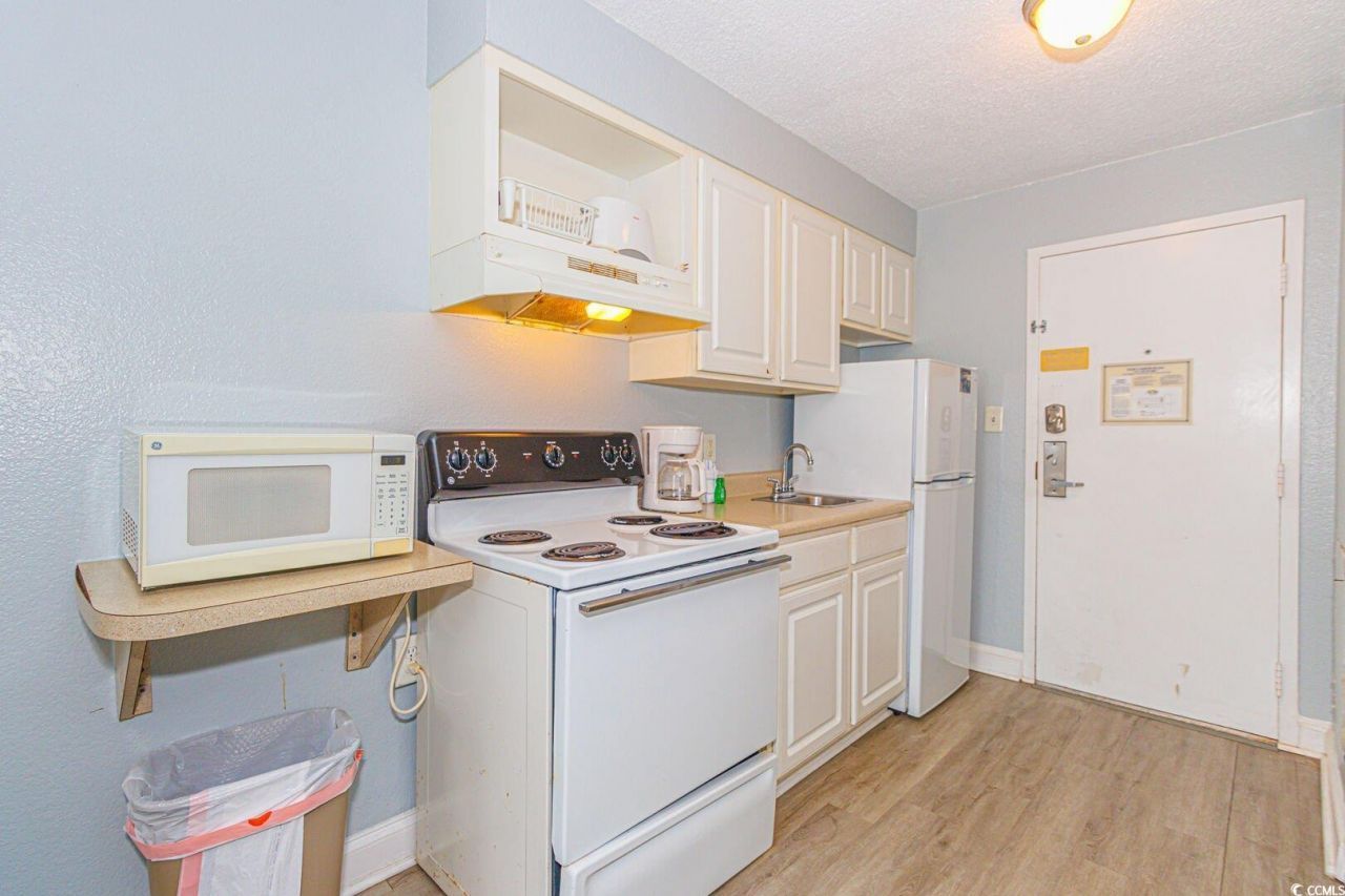 1207 S Ocean Blvd. S Photo 13