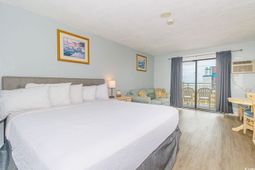 1207 S Ocean Blvd. S photo 4