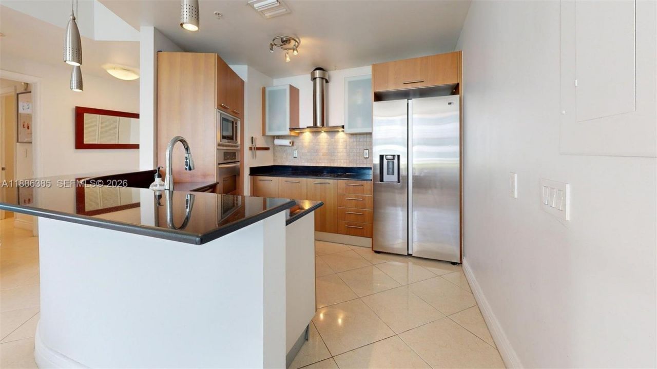 5970 Indian Creek Dr, Unit PH-4, Miami Beach, FL 33140 Photo