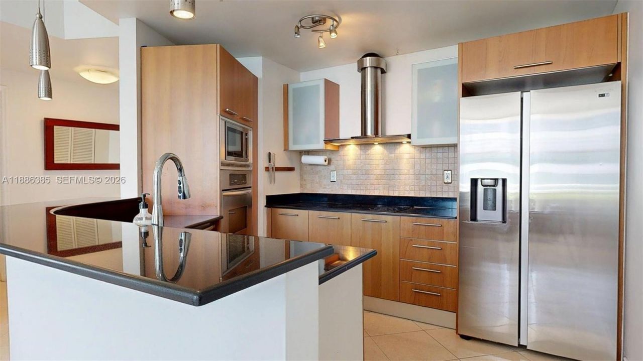 5970 Indian Creek Dr, Unit PH-4, Miami Beach, FL 33140 Photo