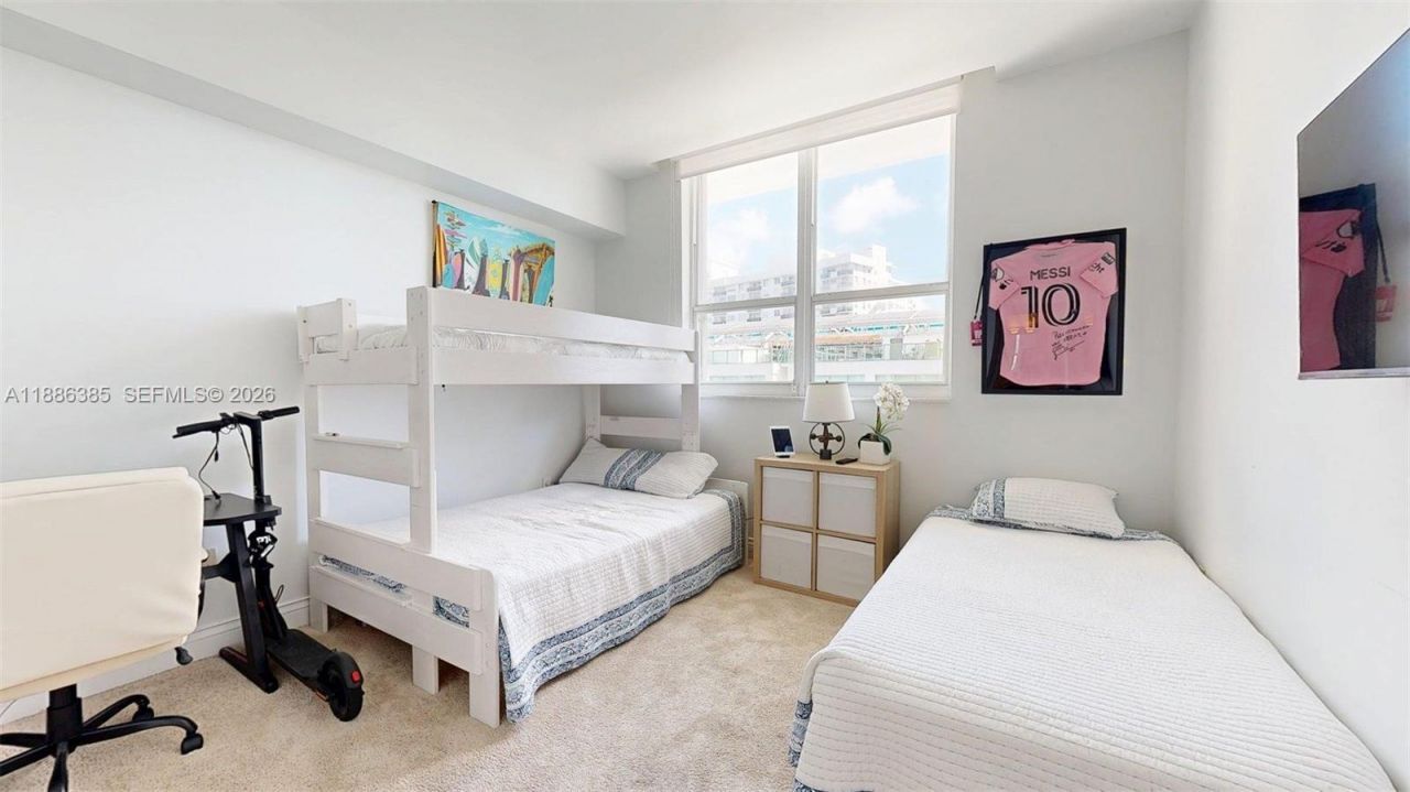 5970 Indian Creek Dr, Unit PH-4, Miami Beach, FL 33140 Photo