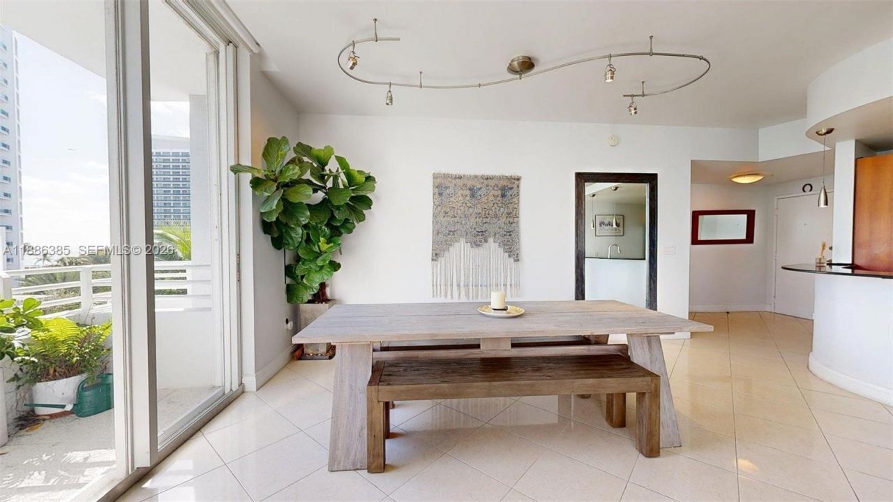 5970 Indian Creek Dr, Unit PH-4, Miami Beach, FL 33140 Photo