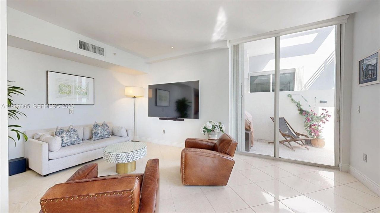 5970 Indian Creek Dr, Unit PH-4, Miami Beach, FL 33140 Photo