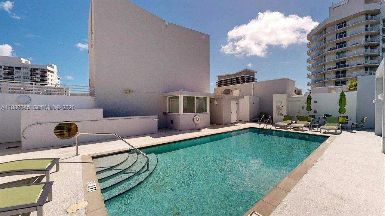 5970 Indian Creek Dr, Unit PH-4, Miami Beach, FL 33140 Photo