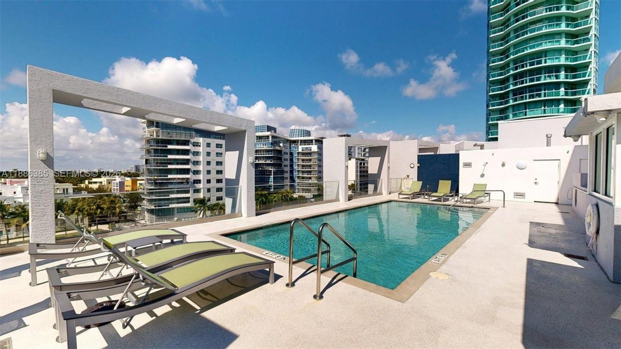 5970 Indian Creek Dr, Unit PH-4, Miami Beach, FL 33140 Photo