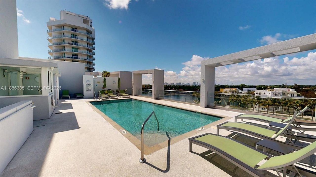 5970 Indian Creek Dr, Unit PH-4, Miami Beach, FL 33140 Photo