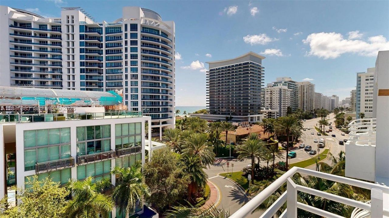 5970 Indian Creek Dr, Unit PH-4, Miami Beach, FL 33140 Photo