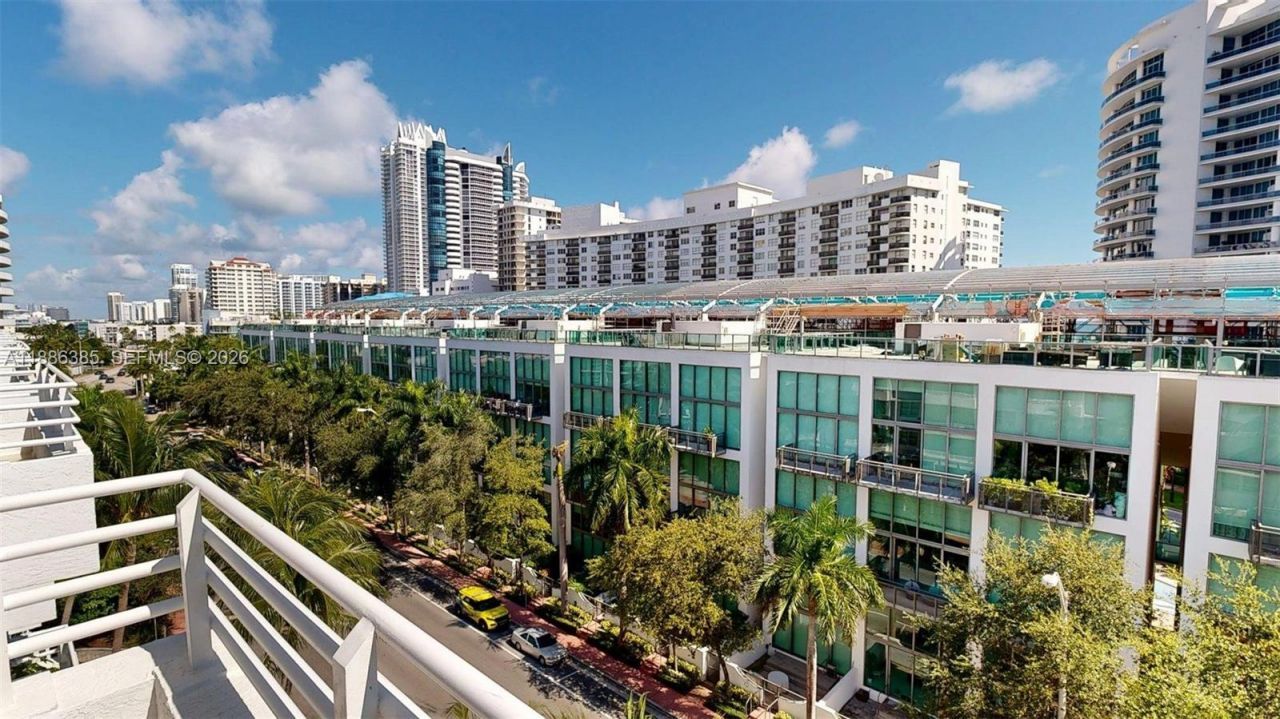 5970 Indian Creek Dr, Unit PH-4, Miami Beach, FL 33140 Photo