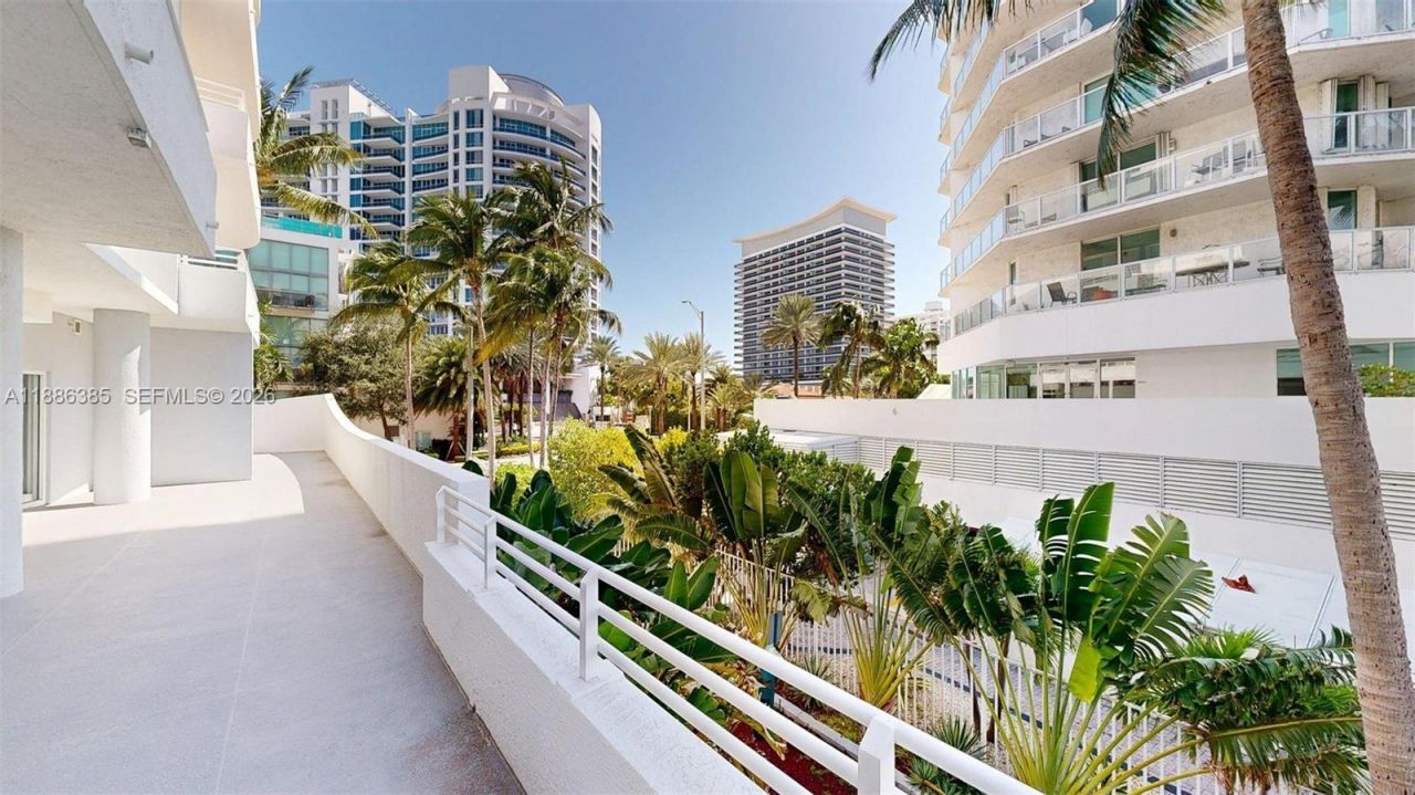 5970 Indian Creek Dr, Unit PH-4, Miami Beach, FL 33140 Photo