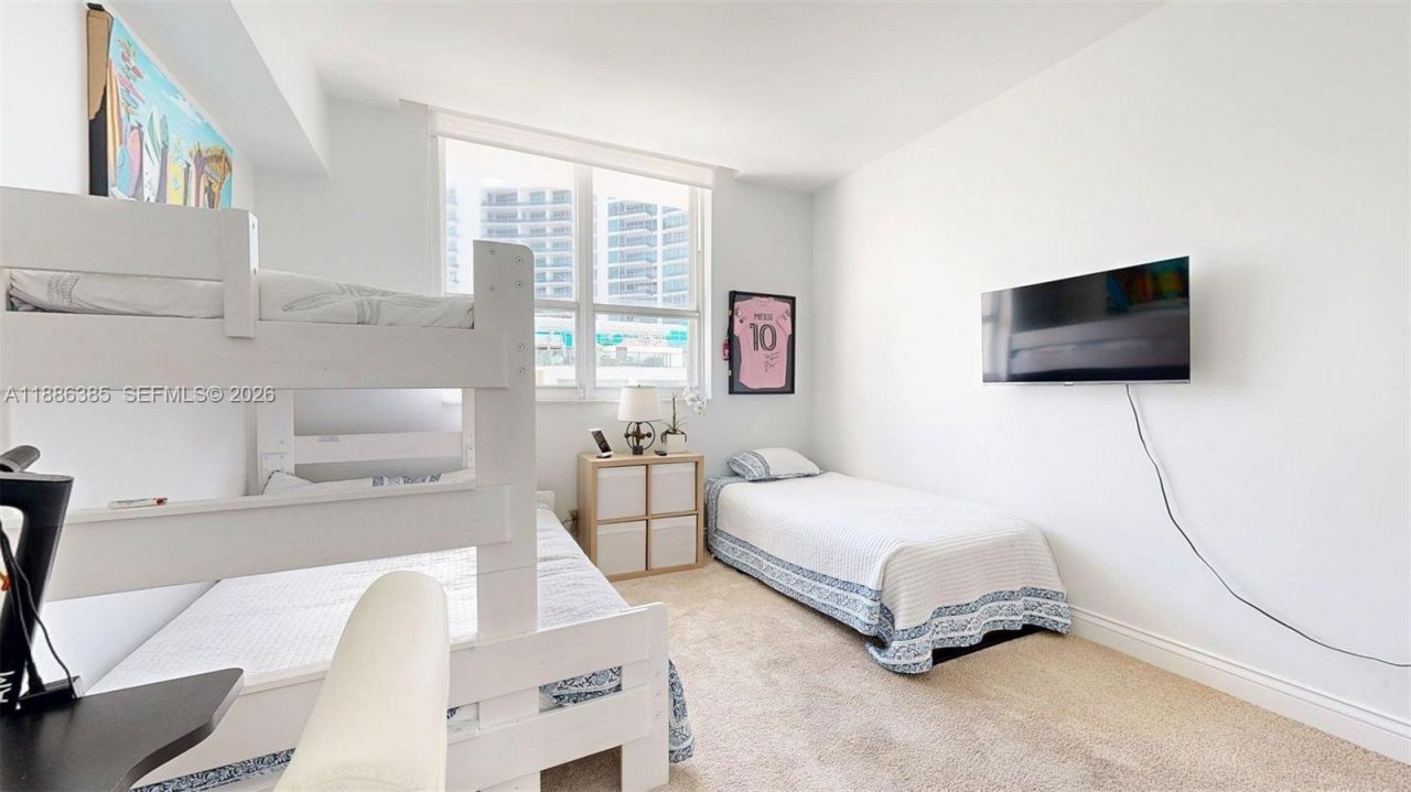 5970 Indian Creek Dr, Unit PH-4, Miami Beach, FL 33140 Photo